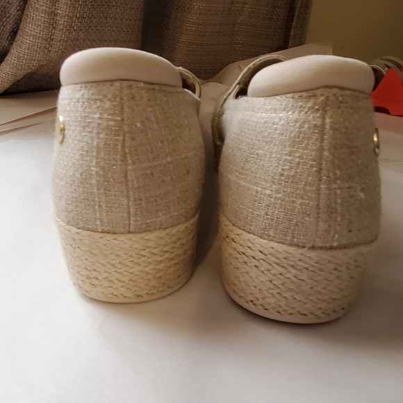 SKETCHERS X MARTHA STEWART BOBS SESAME BY THE BAY. ESPADRILKE SLIP ONS NWOT Sz11 - Picture 9 of 11